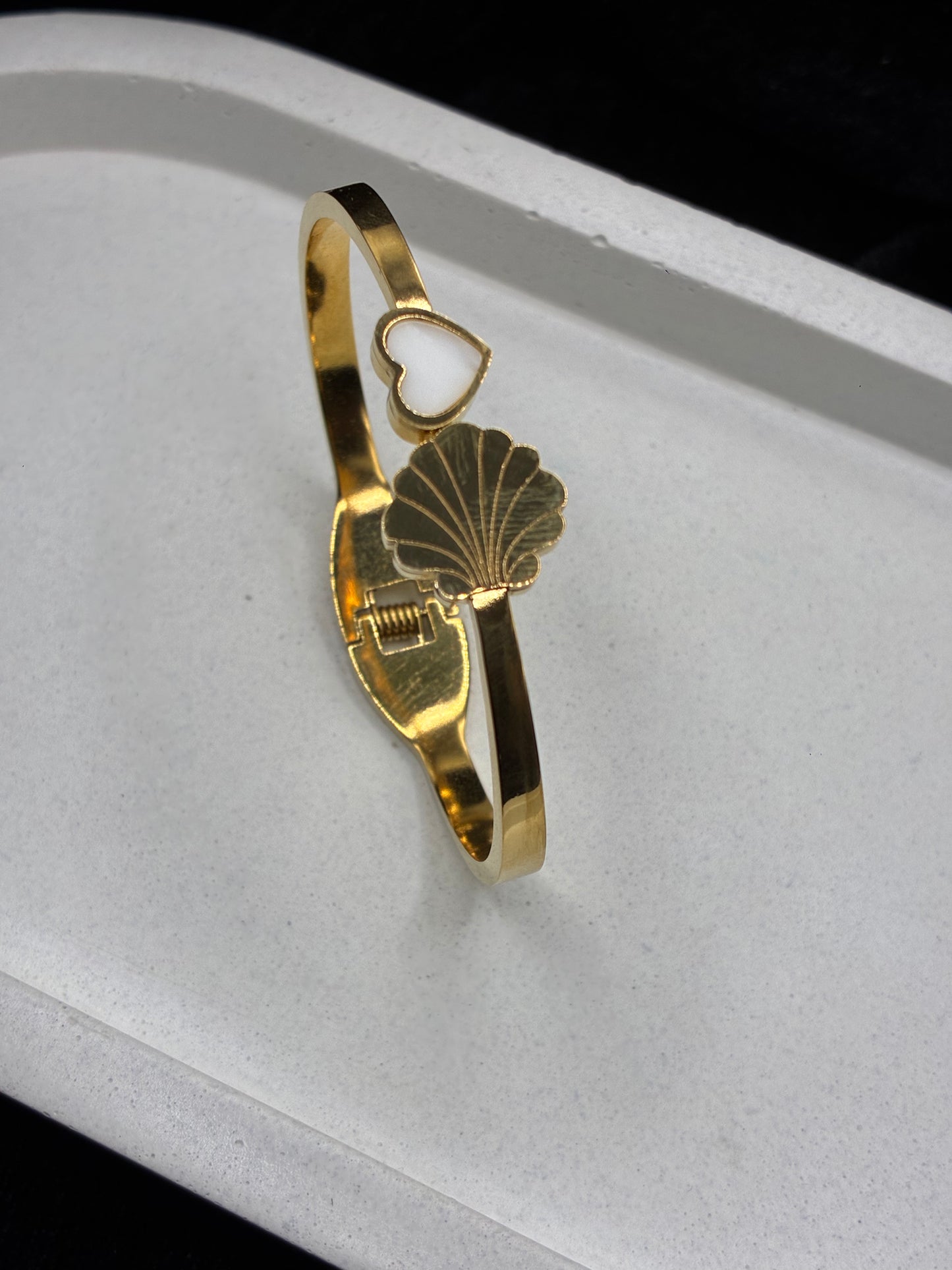 Heart Shape Anti Tarnish Bracelet