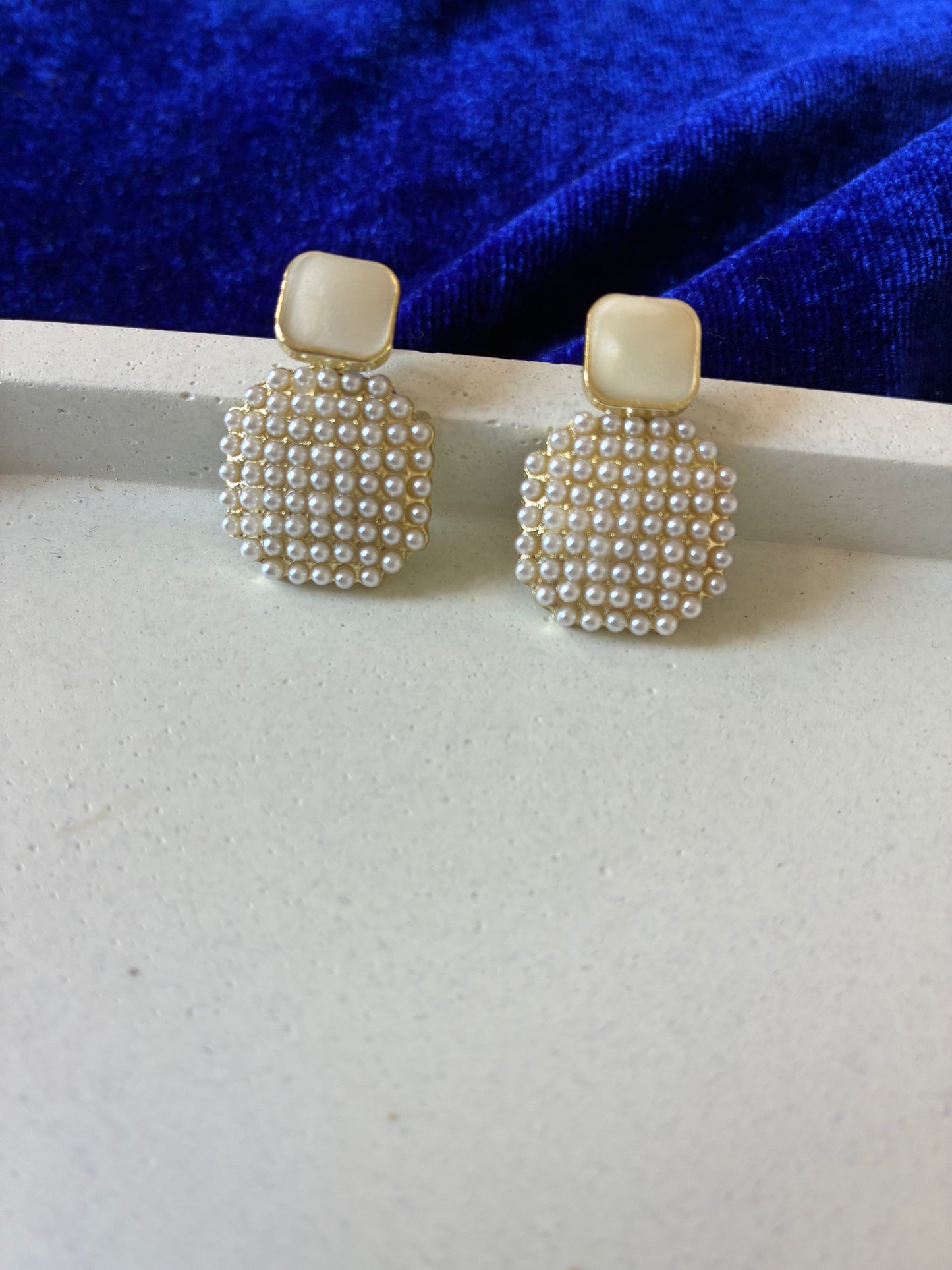 Pearl Grid Studs