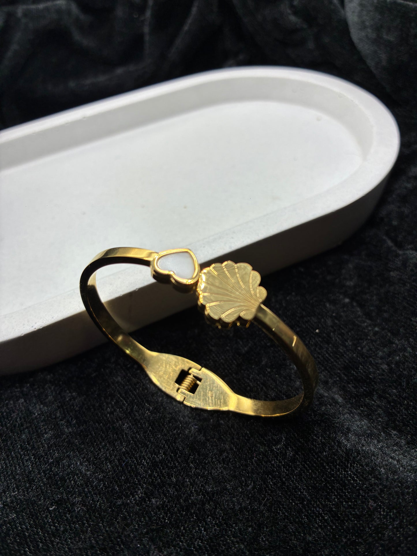 Heart Shape Anti Tarnish Bracelet