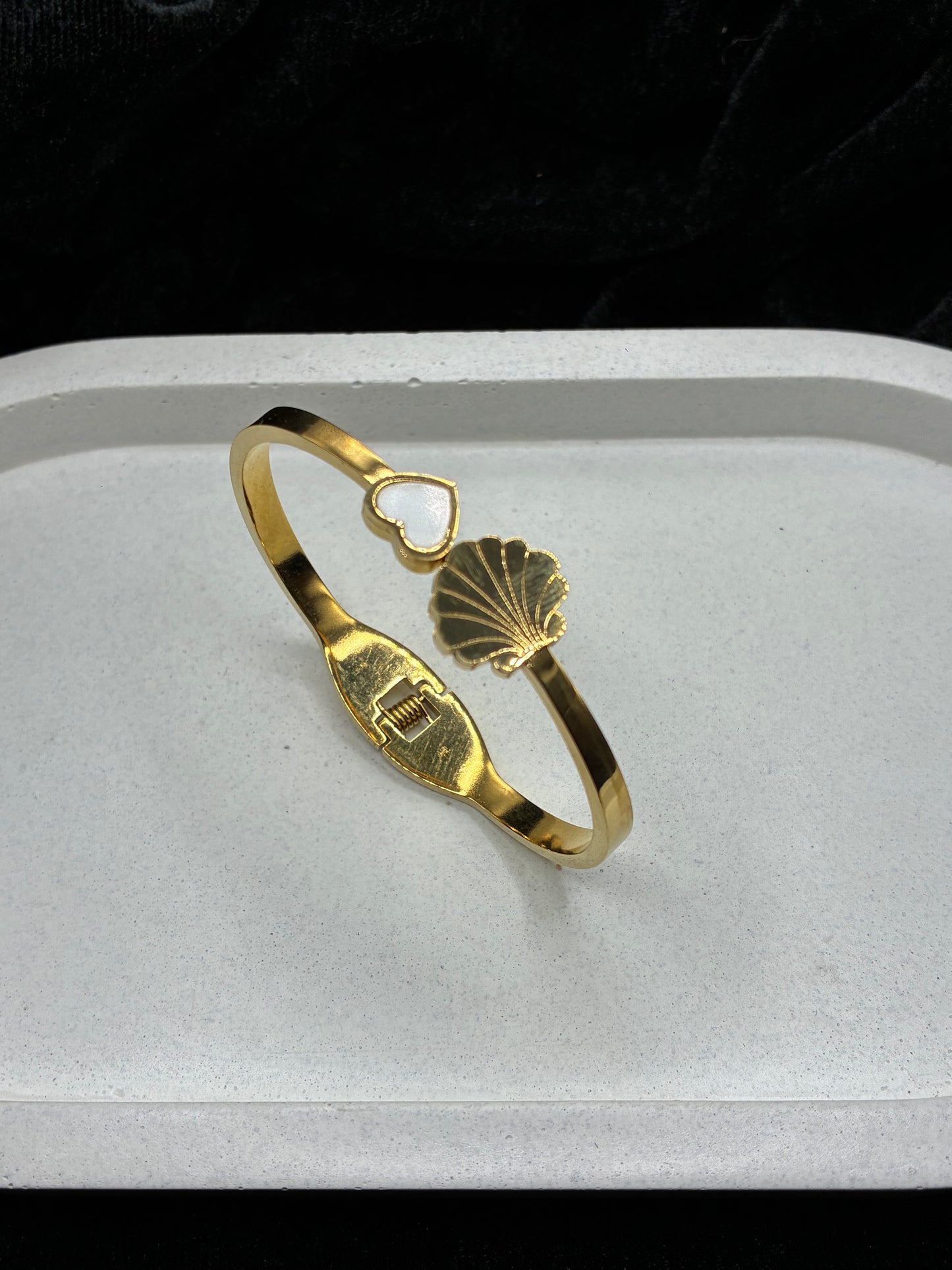Heart Shape Anti Tarnish Bracelet