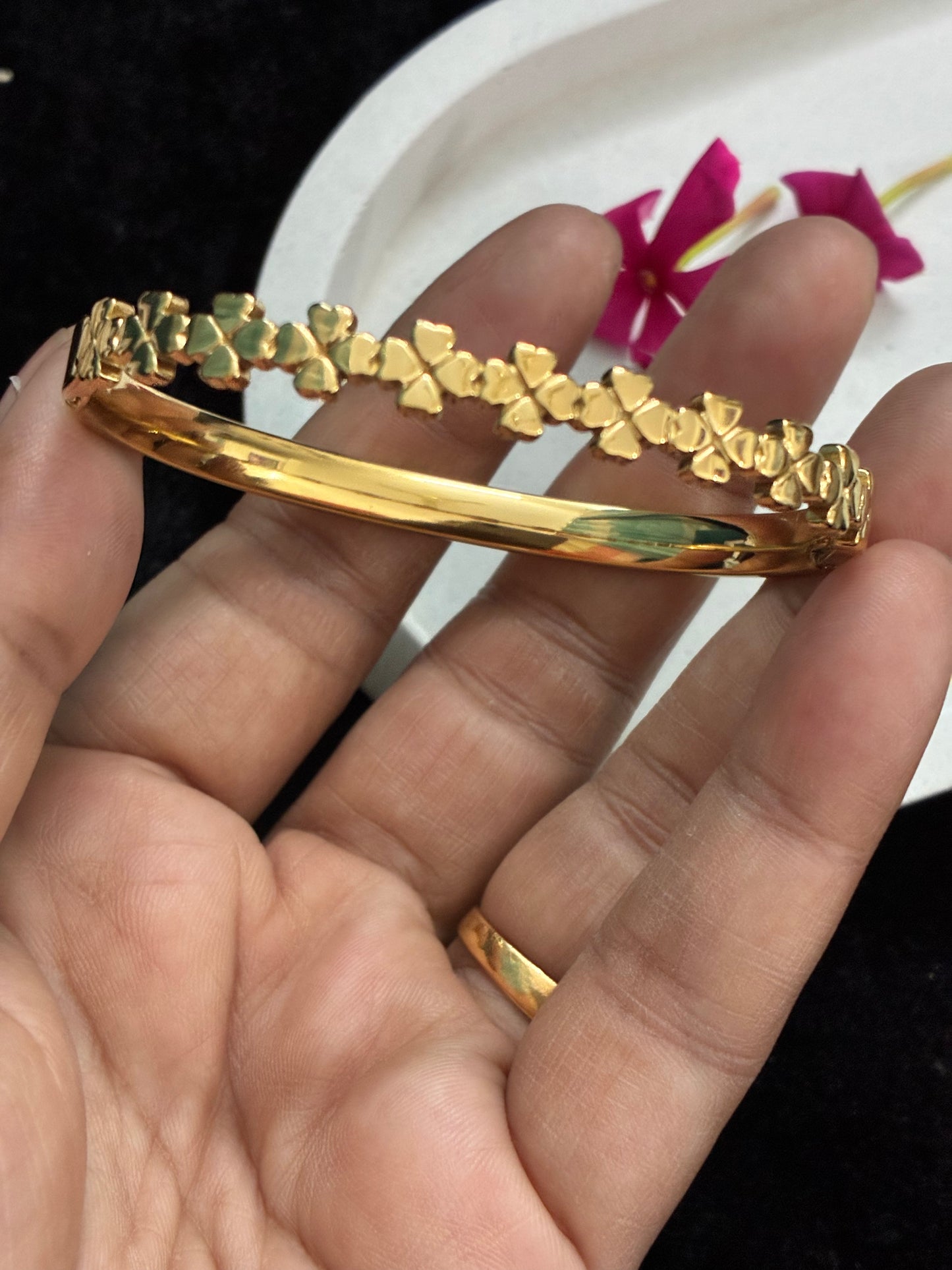 Four Hearts Kada
