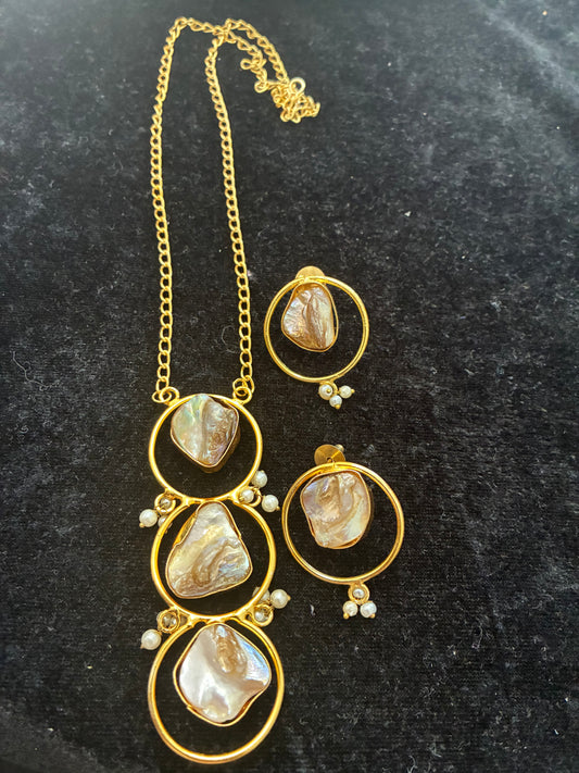 Mother Pearl Set