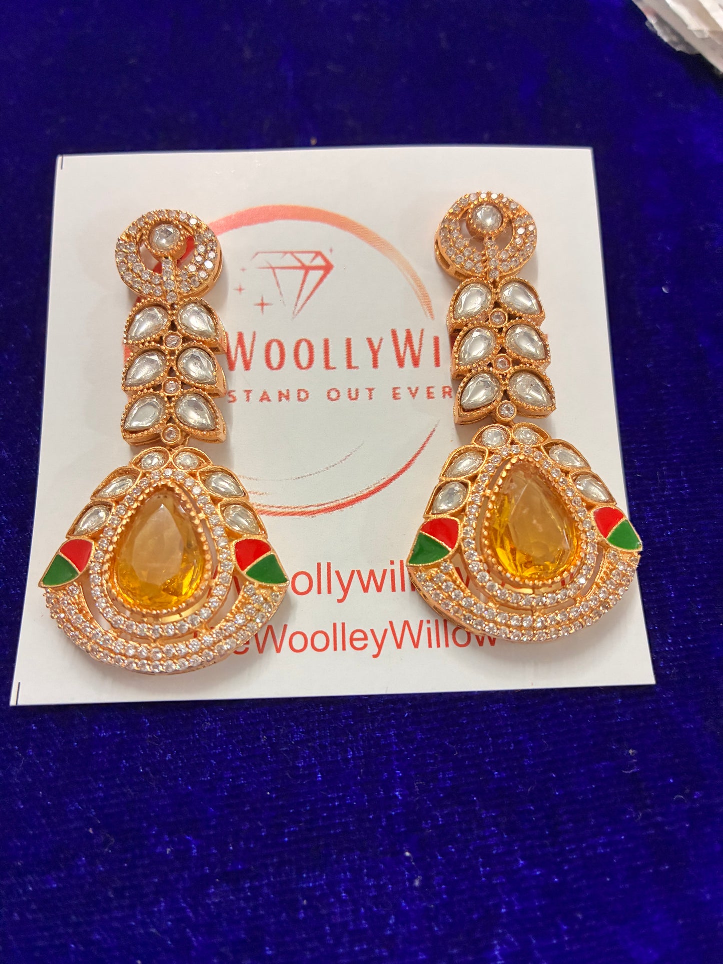 Pari Kundan Stone Earrings